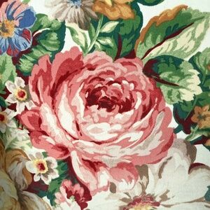 Vintage Cabbage Roses Cotton Chintz Valance Floral Decorator 2.8 yds X 20 in